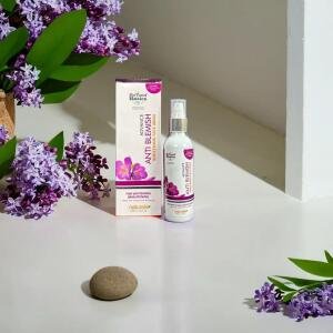 Anti Blemish Whitening Facewash